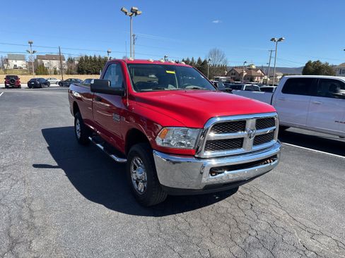 Used 2016 RAM 2500 Tradesman w/ Chrome Appearance Group image 8