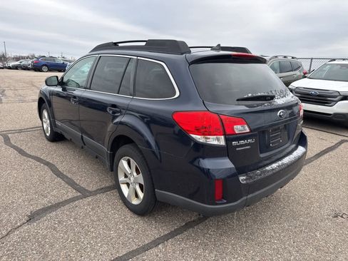 Used 2014 Subaru Outback 2.5i Premium image 2
