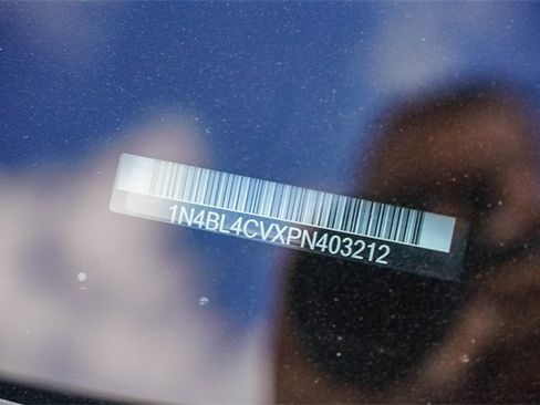 Used 2023 Nissan Altima 2.5 SR w/ SR Premium Package image 29