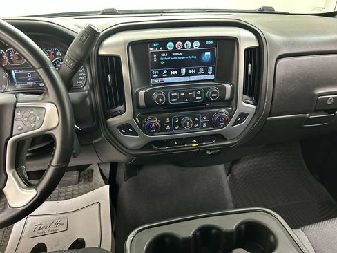 Used 2019 GMC Sierra 1500 SLE w/ Black Pack AWD/4WD image 18