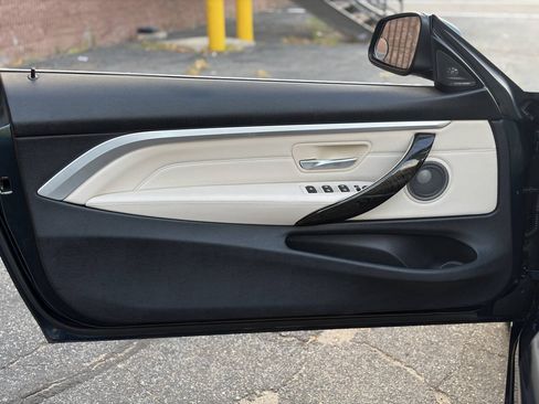 Used 2017 BMW 430i xDrive Convertible AWD/4WD image 15