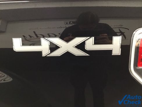 Used 2014 Ford F150 XLT w/ Equipment Group 302A Luxury AWD/4WD image 19