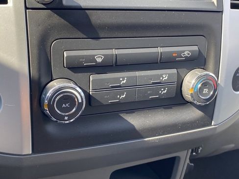 Used 2019 Nissan Frontier SV image 18