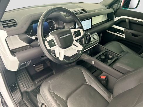 Used 2023 Land Rover Defender 110 S AWD/4WD image 9