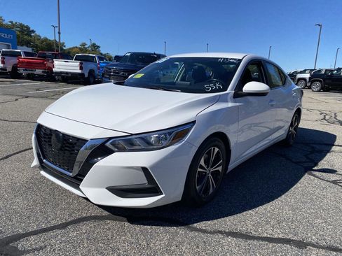 Used 2021 Nissan Sentra SV image 3