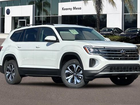 New 2026 Volkswagen Atlas SE AWD/4WD image 2