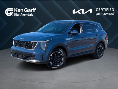 Certified 2025 Kia Sorento S w/ Panoramic Sunroof Package