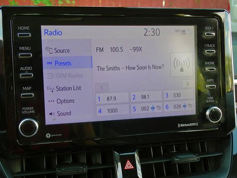 Used 2021 Toyota Corolla LE w/ Carpet Mat Package (TMS) FWD image 28