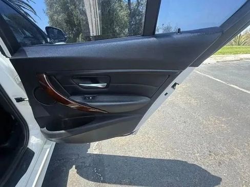 Used 2013 BMW 335i Sedan RWD image 13