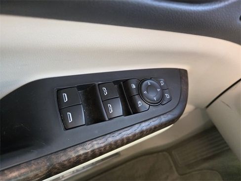 Used 2020 GMC Acadia Denali w/ LPO, Cargo Package image 29