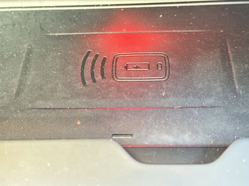 Used 2023 BMW X7 M60i w/ Executive Package image 30