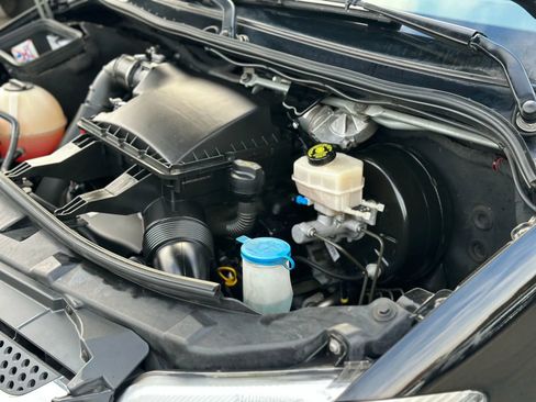 Used 2014 Mercedes-Benz Sprinter 2500 image 38