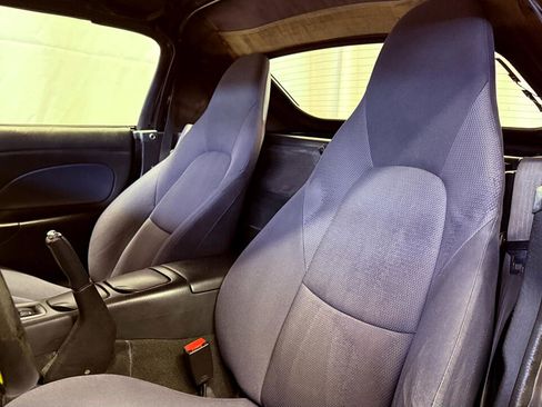 Used 2003 MAZDA MX-5 Miata image 18