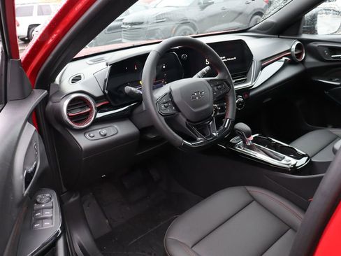 New 2026 Chevrolet Trax RS w/ Sunroof Package image 10