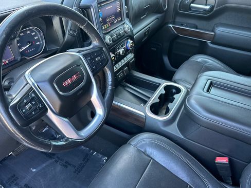 Used 2019 GMC Sierra 1500 SLT w/ SLT Premium Plus Package AWD/4WD image 10