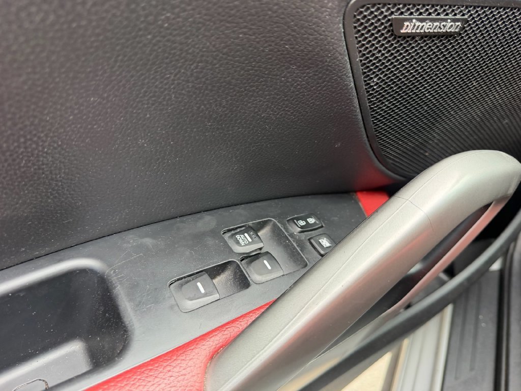 Used 2014 Hyundai Veloster Turbo R-Spec FWD image 13