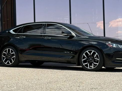 Used 2016 Chevrolet Impala LTZ FWD image 16
