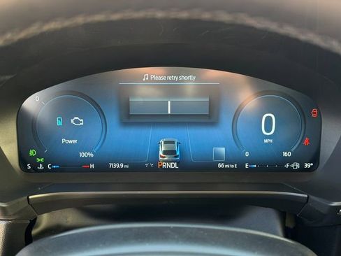 Used 2024 Ford Escape Platinum w/ Premium Technology Package image 38