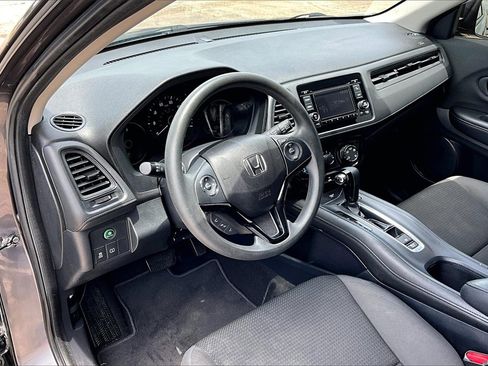 Used 2020 Honda HR-V LX image 14