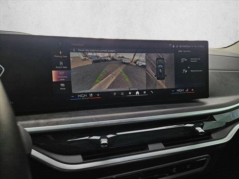 Certified 2024 BMW X7 xDrive40i image 13