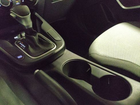 Used 2023 Kia Soul LX image 26