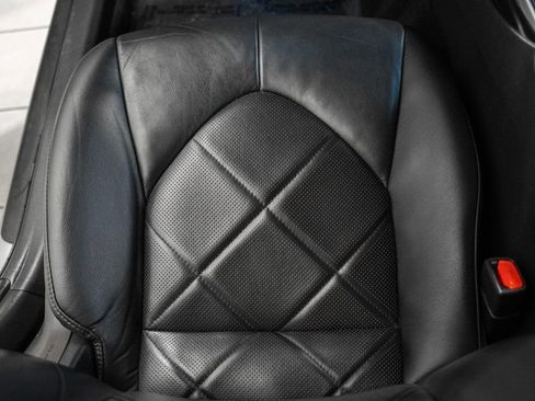 Used 2018 Toyota Camry XLE image 30