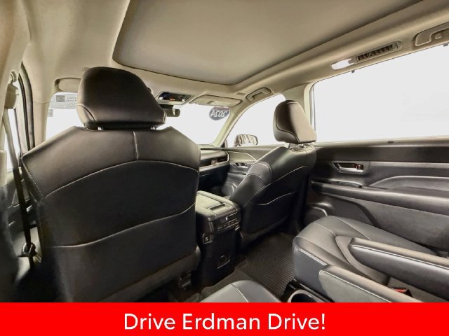 Used 2024 Toyota Grand Highlander AWD image 10
