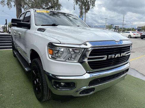 Used 2019 RAM 1500 Big Horn AWD/4WD image 3