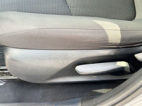 Used 2019 Toyota RAV4 LE w/ All Weather Liner Package AWD/4WD image 14
