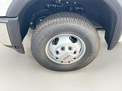 New 2026 GMC Sierra 3500 Pro w/ Convenience Package image 20