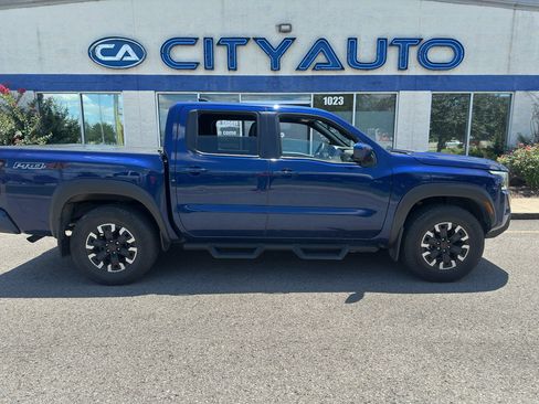 Used 2022 Nissan Frontier PRO-4X AWD/4WD image 3