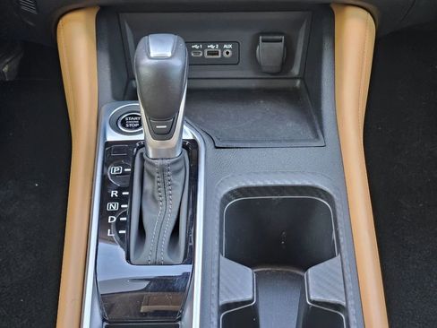 Used 2025 Nissan Sentra SV w/ SV Premium Package FWD image 20