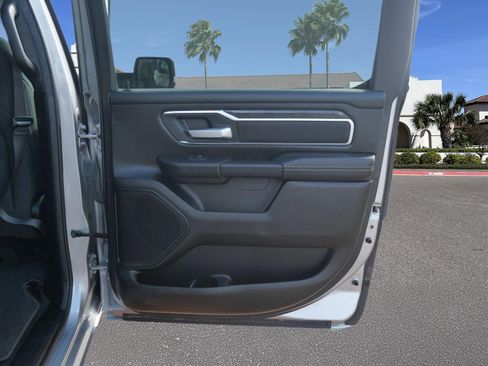 Used 2024 RAM 1500 Lone Star image 11