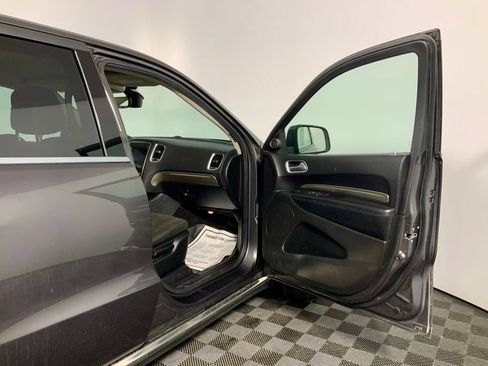 Used 2019 Dodge Durango SXT w/ 3rd Row Seating Group AWD/4WD image 33