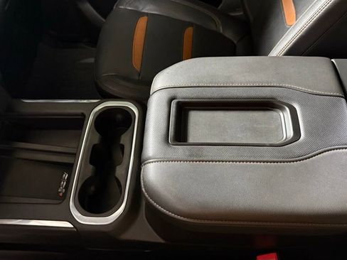 Used 2020 GMC Sierra 2500 AT4 w/ AT4 Premium Package image 22