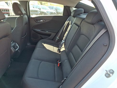 Used 2024 Chevrolet Malibu LT FWD image 10