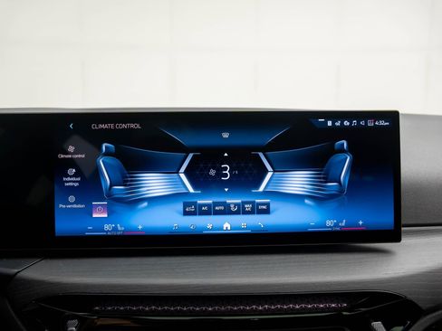 New 2026 BMW 330i xDrive 330i xDrive image 26