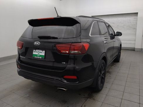 Used 2019 Kia Sorento S FWD image 9