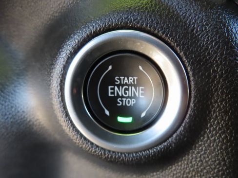 Used 2024 Chevrolet Silverado 1500 Custom image 11