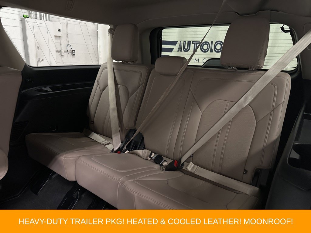 Used 2023 Ford Expedition Max Limited AWD/4WD image 23