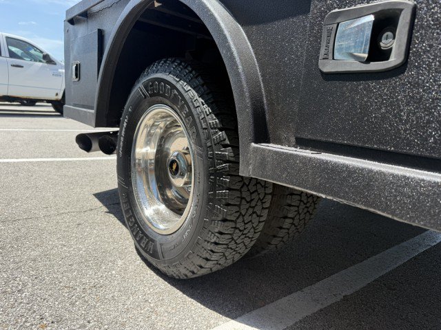 Used 2015 Ford F350 XL w/ Power Equipment Group AWD/4WD image 12