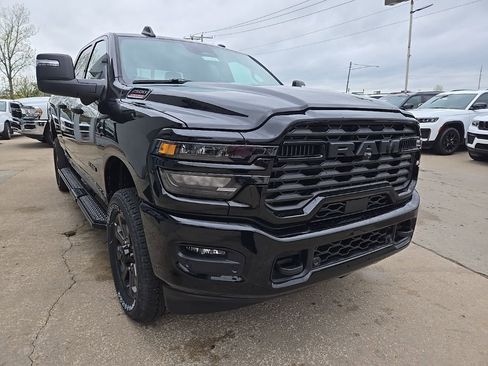 New 2026 RAM 2500 Big Horn AWD/4WD image 15