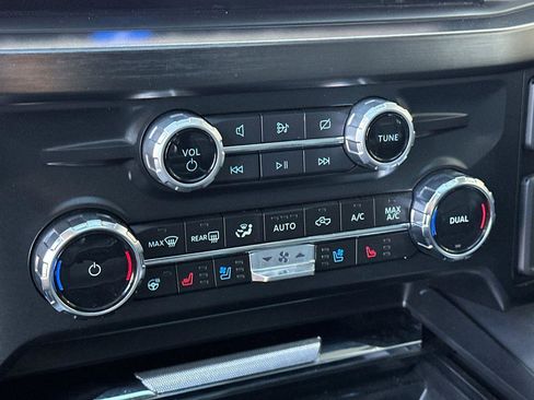 Used 2024 Ford F250 Lariat w/ Lariat Ultimate Package image 23