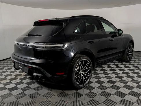 New 2026 Porsche Macan image 7