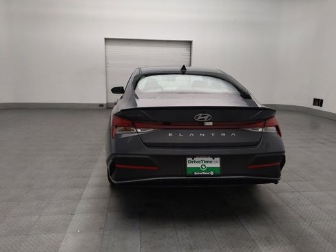 Used 2025 Hyundai Elantra Sport image 6