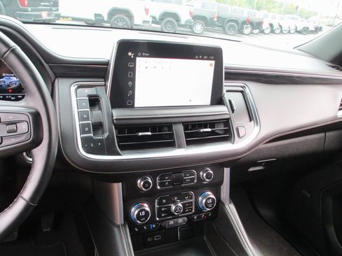 Certified 2023 GMC Yukon SLT w/ SLT Luxury Package image 30