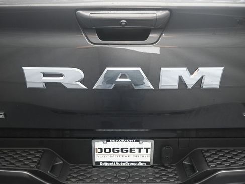 New 2026 RAM 1500 Laramie w/ Sport Appearance Package AWD/4WD image 14