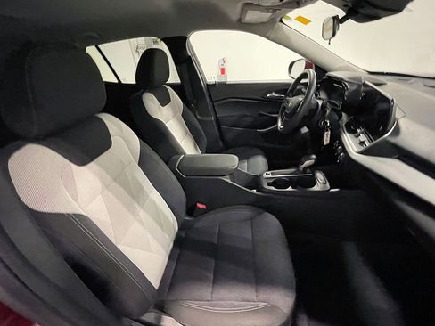 Used 2024 Chevrolet Trax LS w/ LS Convenience Package image 24