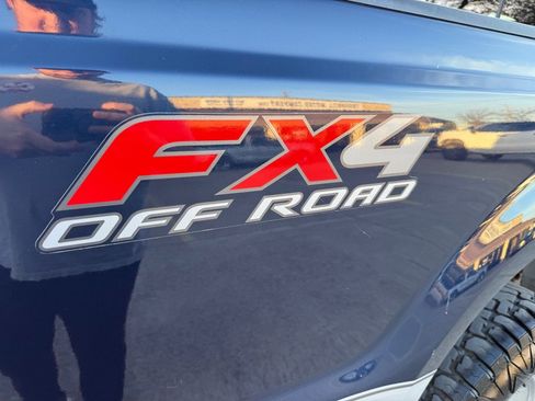 Used 2004 Ford F250 4x4 SuperCab Super Duty image 9