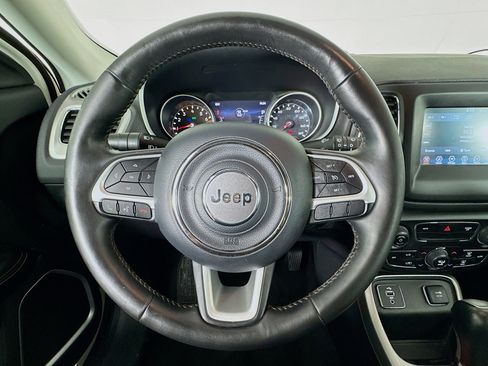 Used 2018 Jeep Compass Latitude w/ Popular Equipment Group image 11